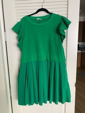 entro Bright Green Ruffle-Sleeve Casual Dress